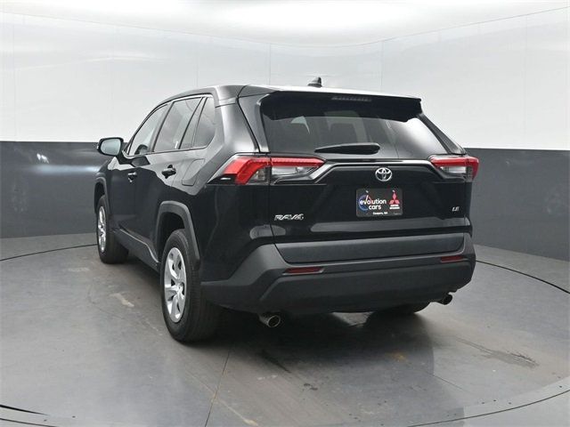 2022 Toyota RAV4 LE FWD - 22978573 - 2