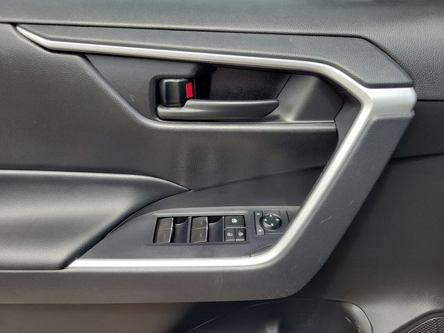 2022 Toyota RAV4 LE FWD - 23033368 - 5