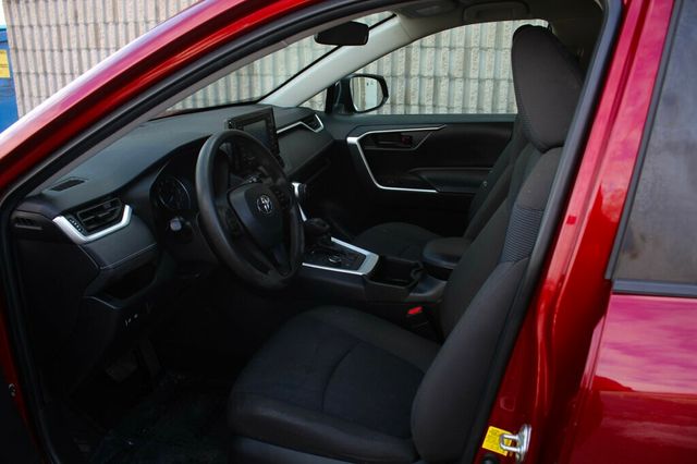 2022 Toyota RAV4 ONE OWNER AWD HYBRID LE WITH NEW TIRES AND BRAKE SERVICE - 22978867 - 22