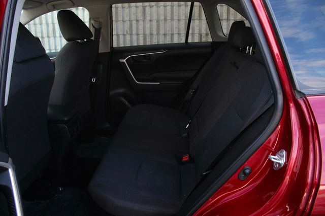 2022 Toyota RAV4 ONE OWNER AWD HYBRID LE WITH NEW TIRES AND BRAKE SERVICE - 22978867 - 24