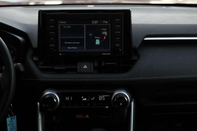 2022 Toyota RAV4 ONE OWNER AWD LE WITH NEW TIRES AND BRAKE SERVICE - 22978867 - 12