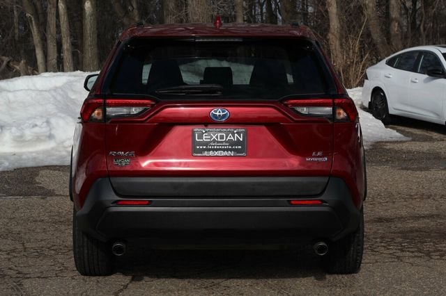 2022 Toyota RAV4 ONE OWNER AWD LE WITH NEW TIRES AND BRAKE SERVICE - 22978867 - 4