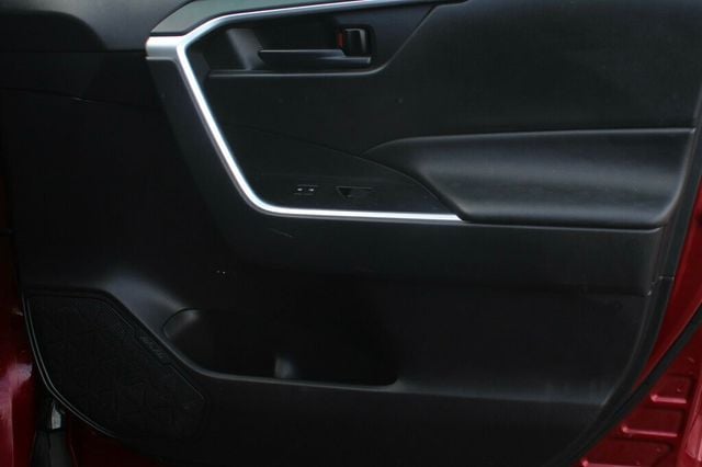 2022 Toyota RAV4 ONE OWNER AWD LE WITH NEW TIRES AND BRAKE SERVICE - 22978867 - 5