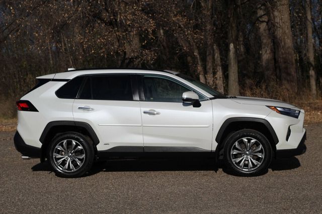 2022 Toyota RAV4 ONE OWNER AWD LIMITED HYBRID  - 22949511 - 1