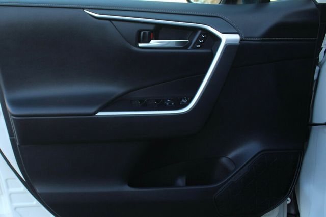 2022 Toyota RAV4 ONE OWNER AWD LIMITED HYBRID  - 22949511 - 19