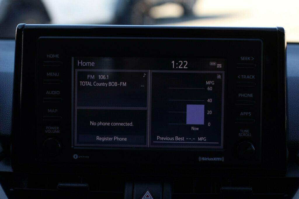 2022 Toyota RAV4 XLE Hybrid photo 14