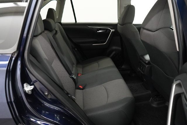 2022 Toyota RAV4 XLE - 23084415 - 40