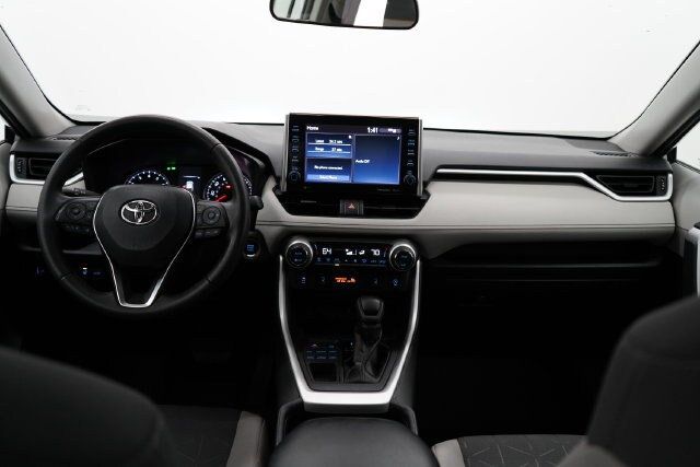 2022 Toyota RAV4 XLE - 23090875 - 13
