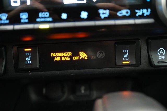 2022 Toyota RAV4 XLE - 23090875 - 28