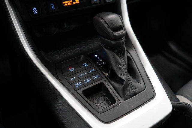 2022 Toyota RAV4 XLE - 23090875 - 29