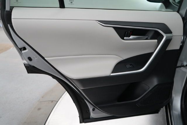 2022 Toyota RAV4 XLE - 23090875 - 33