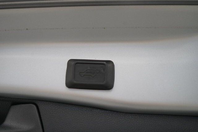 2022 Toyota RAV4 XLE - 23090875 - 38