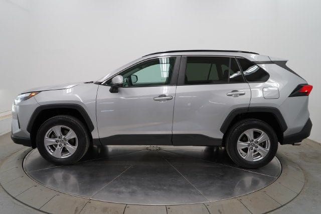 2022 Toyota RAV4 XLE - 23090875 - 3