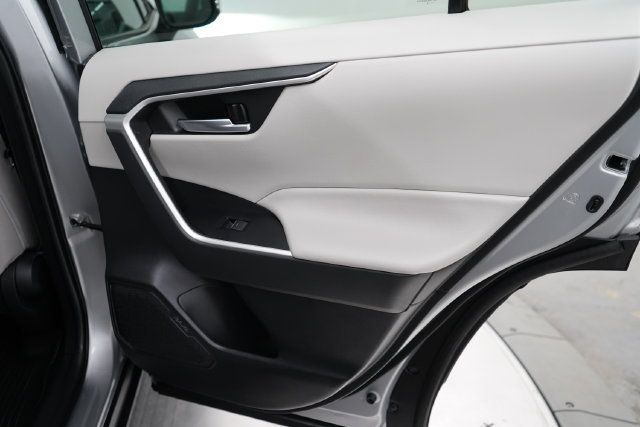 2022 Toyota RAV4 XLE - 23090875 - 39