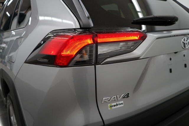 2022 Toyota RAV4 XLE - 23090875 - 49