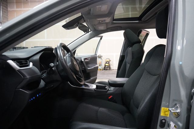 2022 Toyota RAV4 XLE AWD - 22967624 - 5