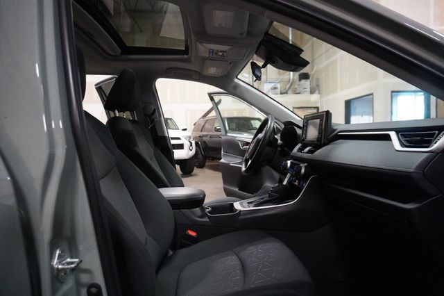 2022 Toyota RAV4 XLE AWD - 22967624 - 6