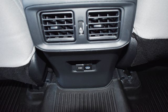 2022 Toyota RAV4 XLE AWD - 23078460 - 18