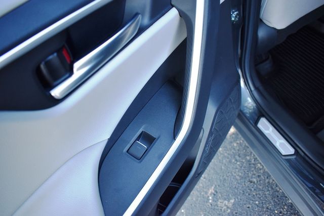 2022 Toyota RAV4 XLE AWD - 23078460 - 23