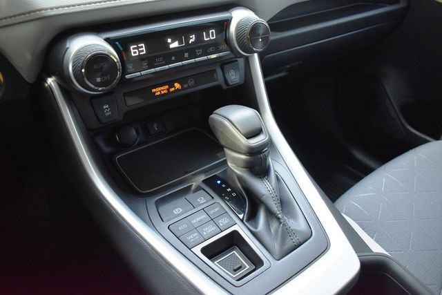 2022 Toyota RAV4 XLE AWD - 23078460 - 27
