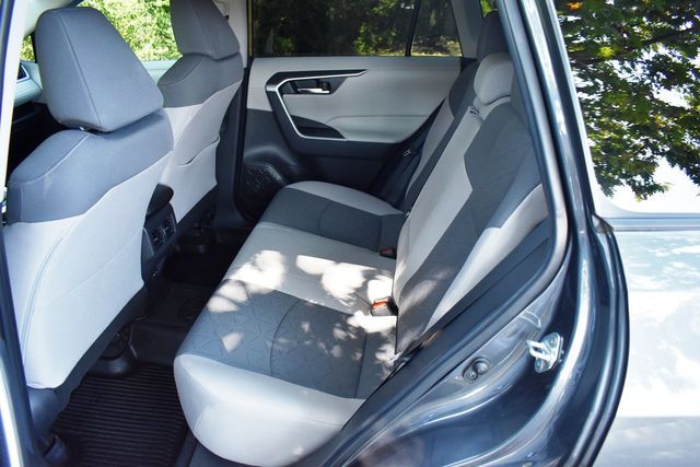 2022 Toyota RAV4 XLE AWD - 23078460 - 32