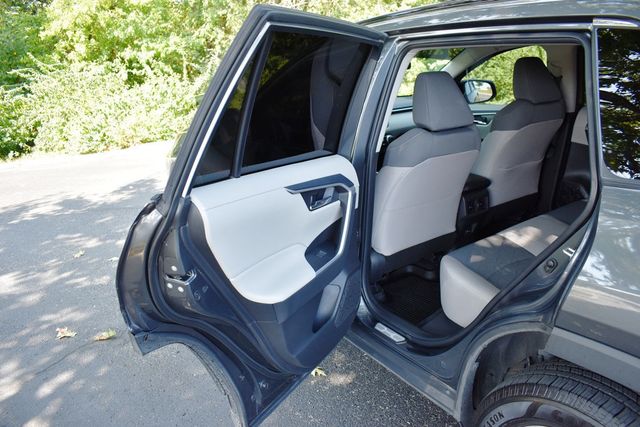 2022 Toyota RAV4 XLE AWD - 23078460 - 39