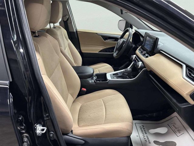 2022 Toyota RAV4 XLE AWD - 23060104 - 19