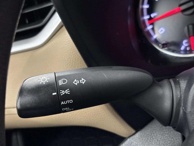 2022 Toyota RAV4 XLE AWD - 23060104 - 27