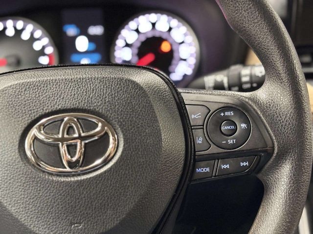 2022 Toyota RAV4 XLE AWD - 23060104 - 31
