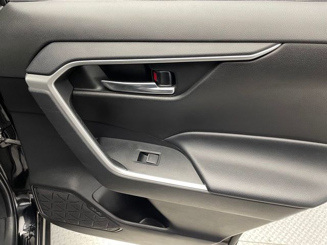 2022 Toyota RAV4 XLE AWD - 22926590 - 33
