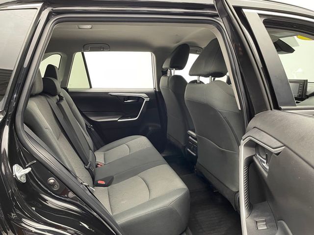 2022 Toyota RAV4 XLE AWD - 22926590 - 34