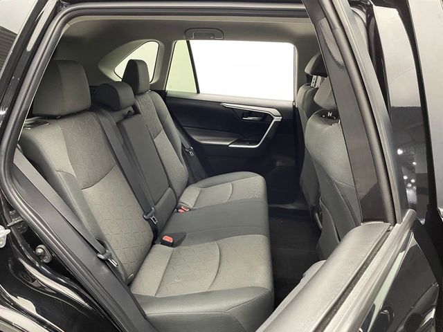 2022 Toyota RAV4 XLE AWD - 22926590 - 35