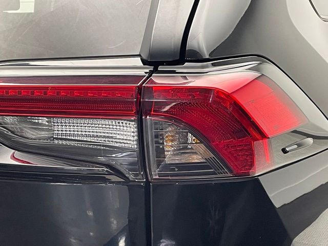 2022 Toyota RAV4 XLE AWD - 22926590 - 40
