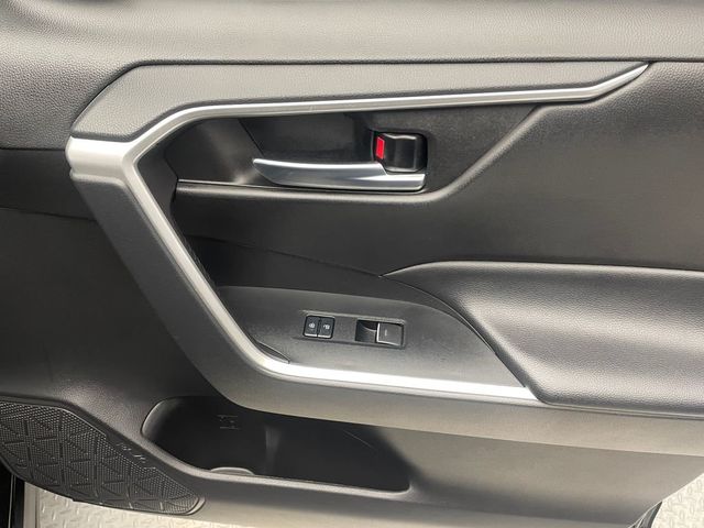 2022 Toyota RAV4 XLE AWD - 22995953 - 14