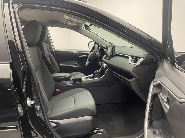 2022 Toyota RAV4 XLE AWD - 22995953 - 16