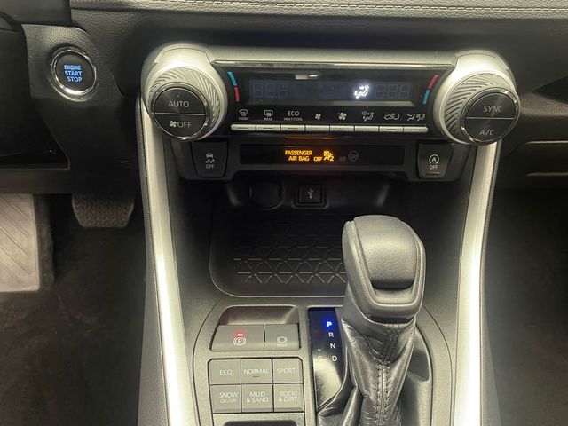 2022 Toyota RAV4 XLE AWD - 22995953 - 26