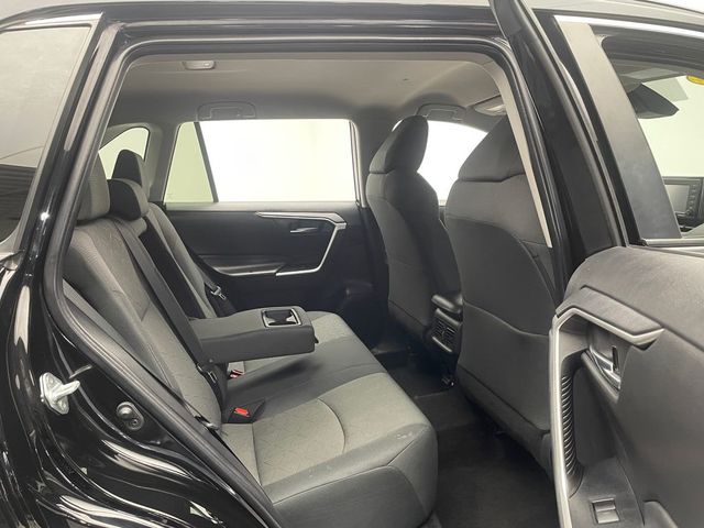 2022 Toyota RAV4 XLE AWD - 22995953 - 35