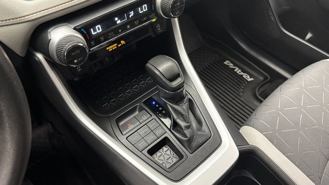 2022 Toyota RAV4 XLE AWD - 23024266 - 20