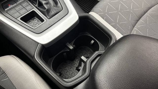 2022 Toyota RAV4 XLE AWD - 23024266 - 21