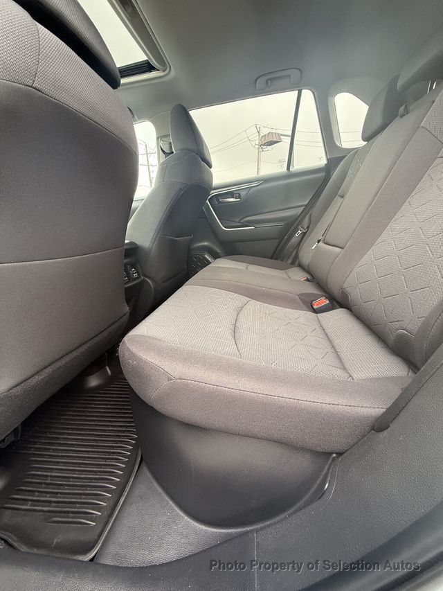 2022 Toyota RAV4 XLE AWD HYBRID W/ADAPTIVE CRUISE, MOONROOF - 23085349 - 31
