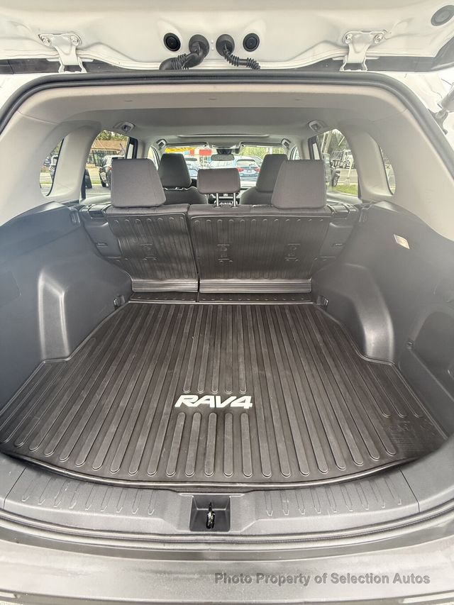2022 Toyota RAV4 XLE AWD HYBRID W/ADAPTIVE CRUISE, MOONROOF - 23085349 - 33