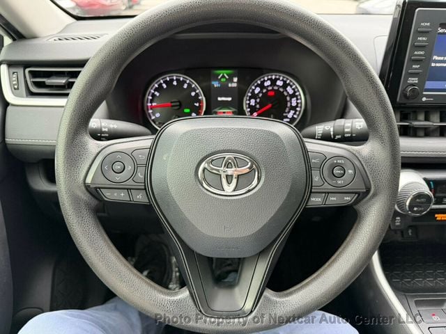 2022 Toyota RAV4 XLE FWD - 22976324 - 15