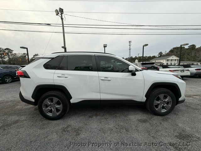2022 Toyota RAV4 XLE FWD - 22976324 - 5
