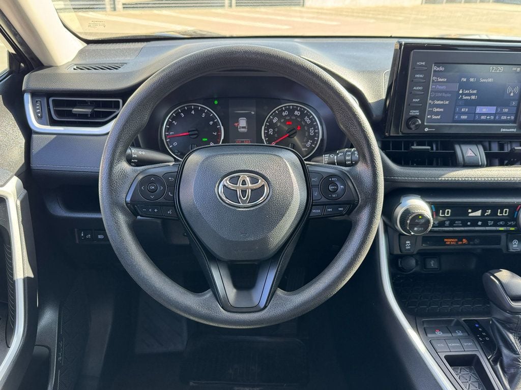 2022 Toyota RAV4 XLE FWD - 22709106 - 28