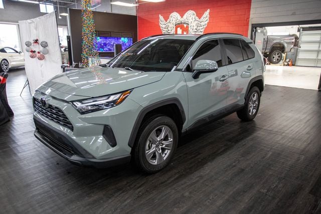 2022 Toyota RAV4 XLE FWD - 22715260 - 1