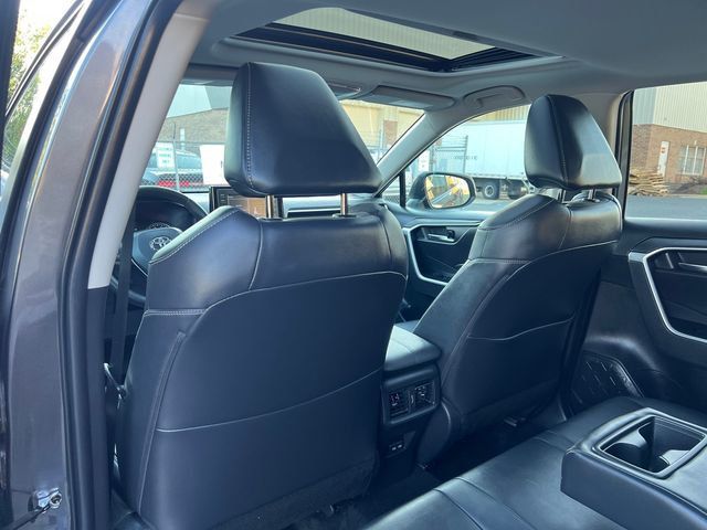 2022 Toyota RAV4 XLE Premium AWD - 23037718 - 14