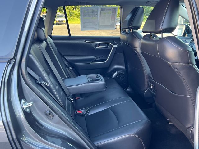 2022 Toyota RAV4 XLE Premium AWD - 23037718 - 19