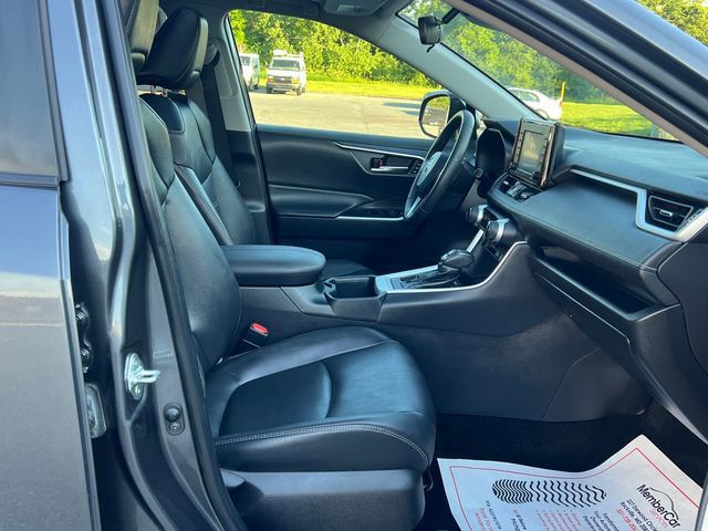 2022 Toyota RAV4 XLE Premium AWD - 23037718 - 20