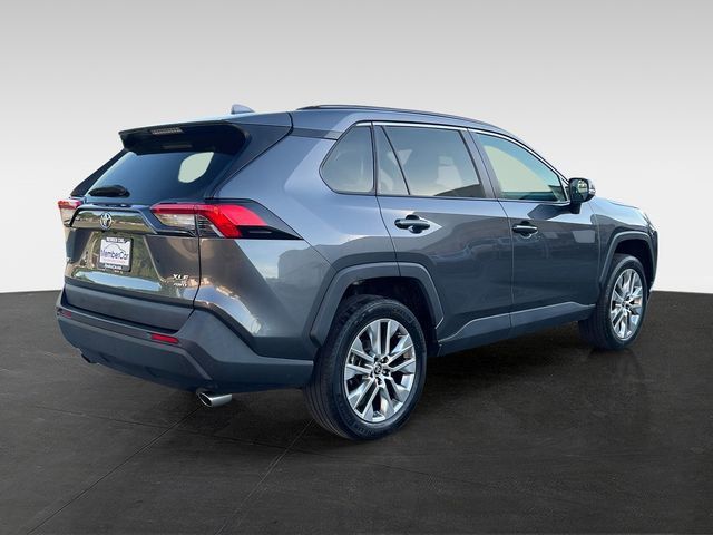 2022 Toyota RAV4 XLE Premium AWD - 23037718 - 4