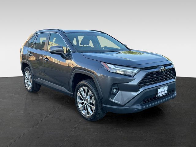 2022 Toyota RAV4 XLE Premium AWD - 23037718 - 6